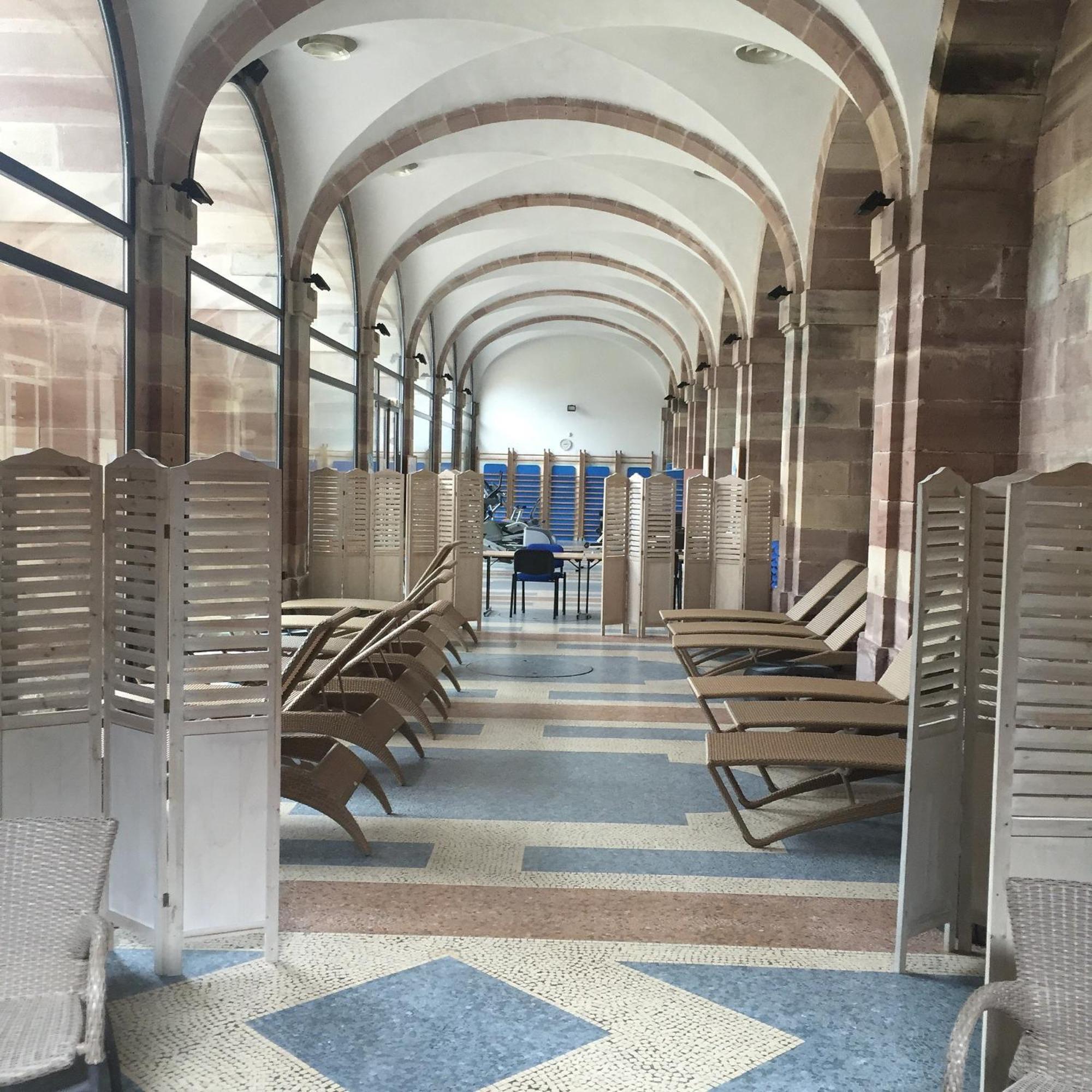 Villa Des Capucins リュクスイユ＝レ＝バン エクステリア 写真