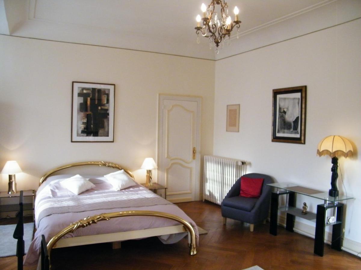 Villa Des Capucins リュクスイユ＝レ＝バン エクステリア 写真