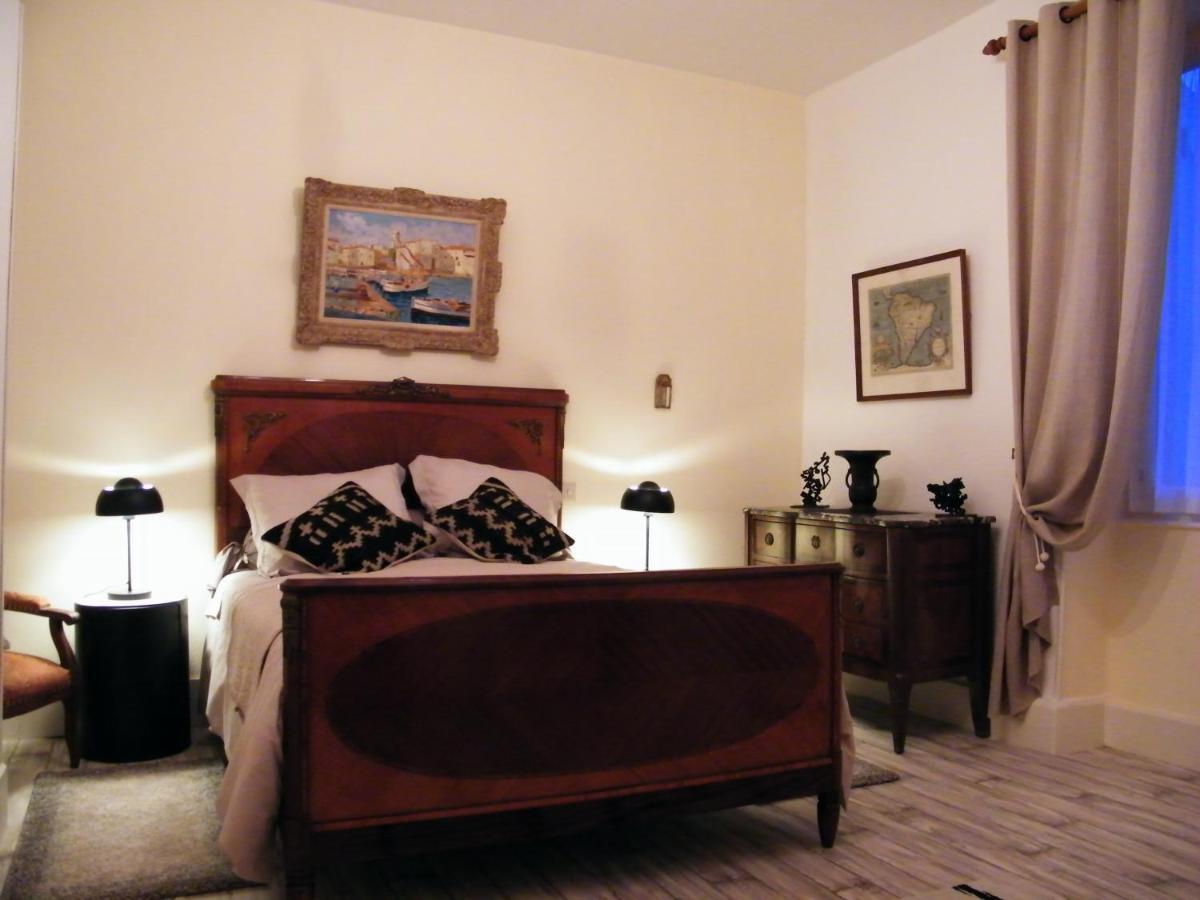 Villa Des Capucins リュクスイユ＝レ＝バン エクステリア 写真