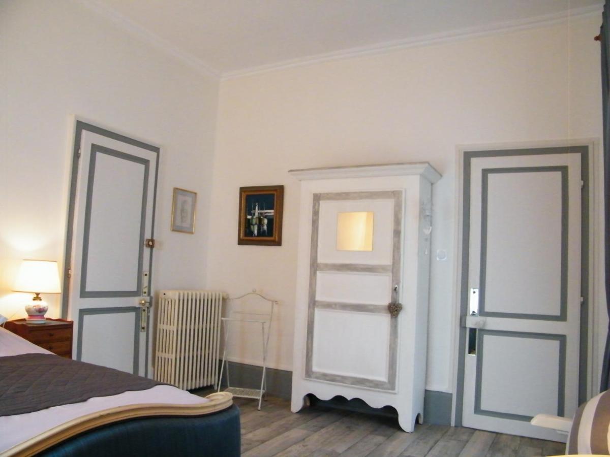 Villa Des Capucins リュクスイユ＝レ＝バン エクステリア 写真